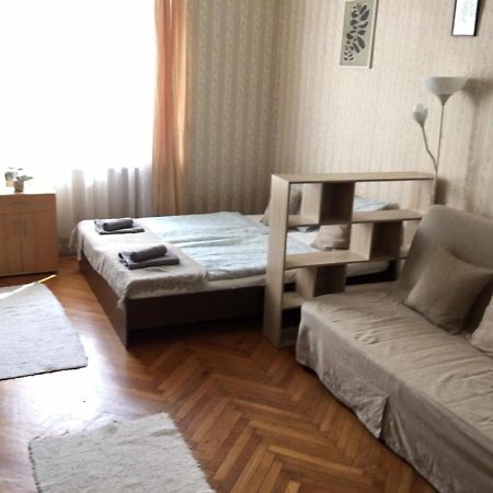 Cozy Flat At Stadionok M Station Будапеща Екстериор снимка