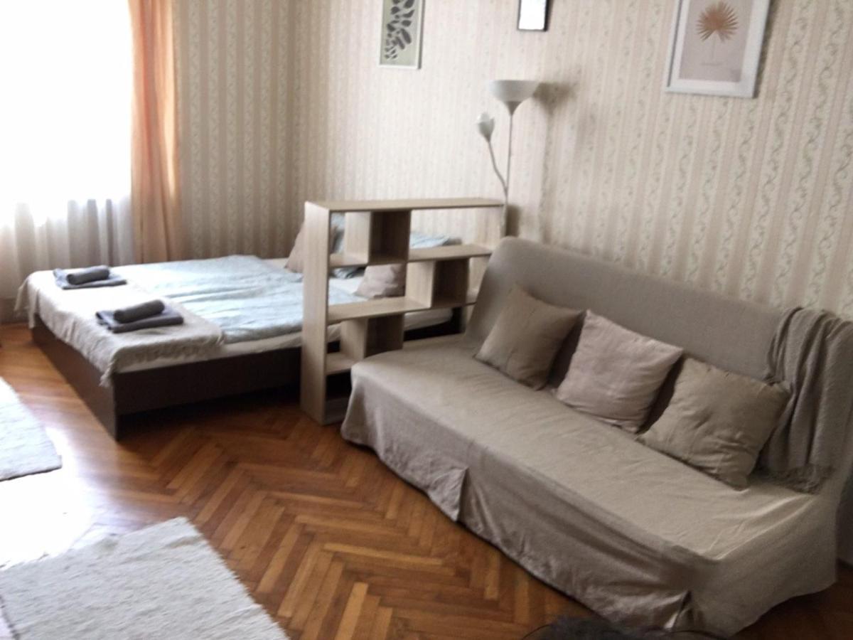 Cozy Flat At Stadionok M Station Будапеща Екстериор снимка